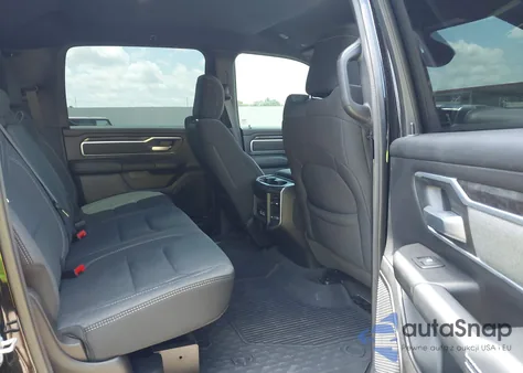 2022 Ram 1500 Big Horn 4X2 5'7 Box z USA, uszkodzony, nr VIN 1C6RREFT2NN316576